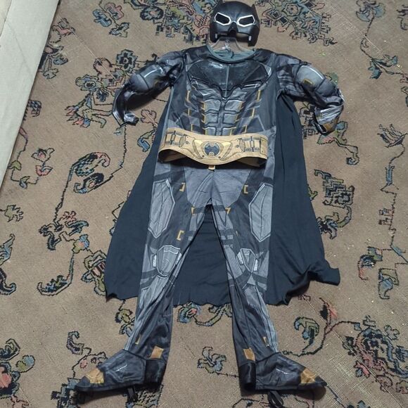 DC Comics Justice League Tactical Batman Costume 5-6 - Picture 2 of 9